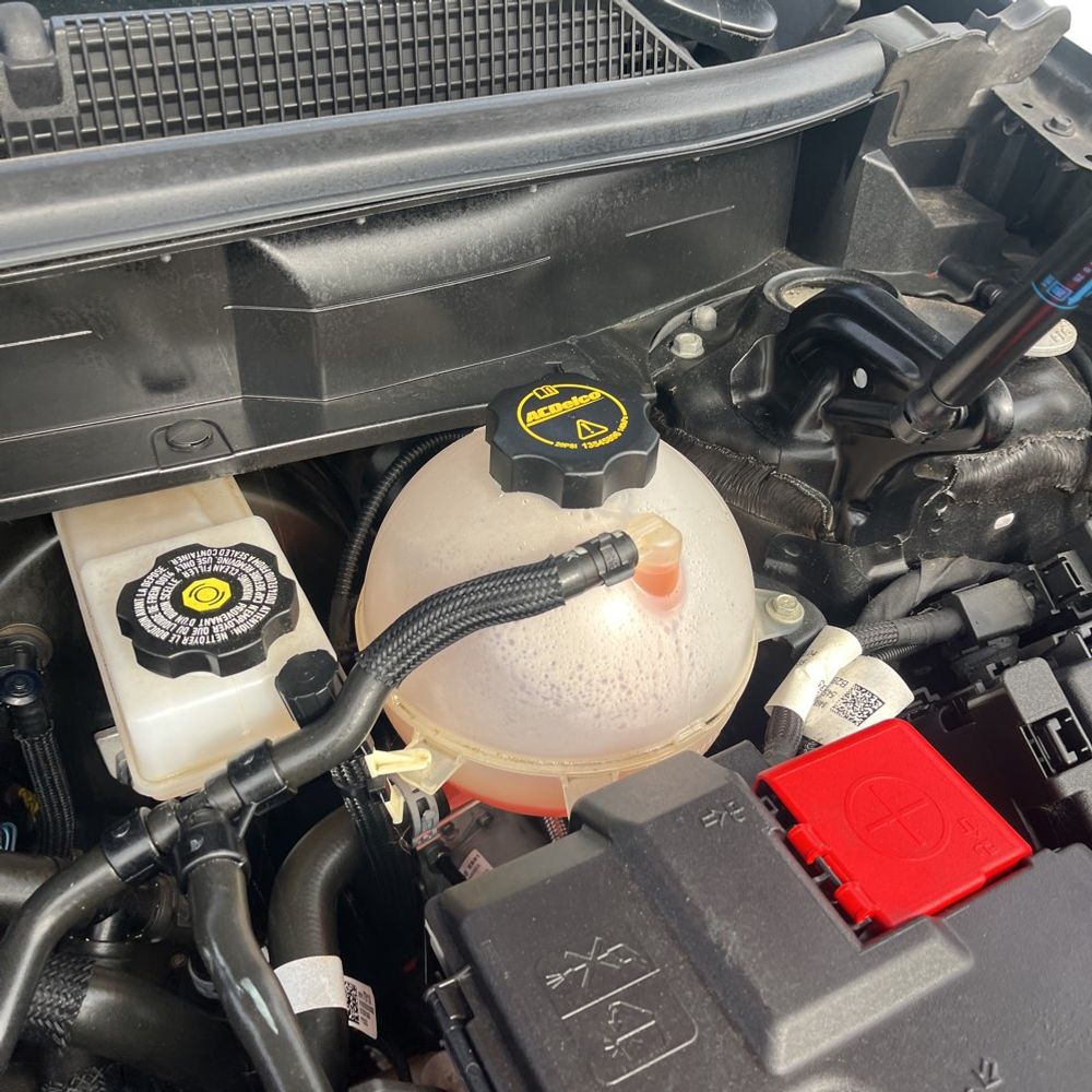 2025 Cadillac XT5 - Image 11