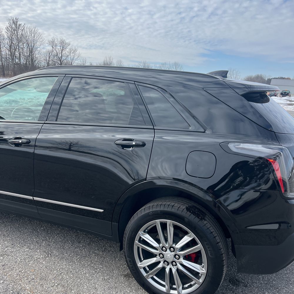 2025 Cadillac XT5 - Image 17