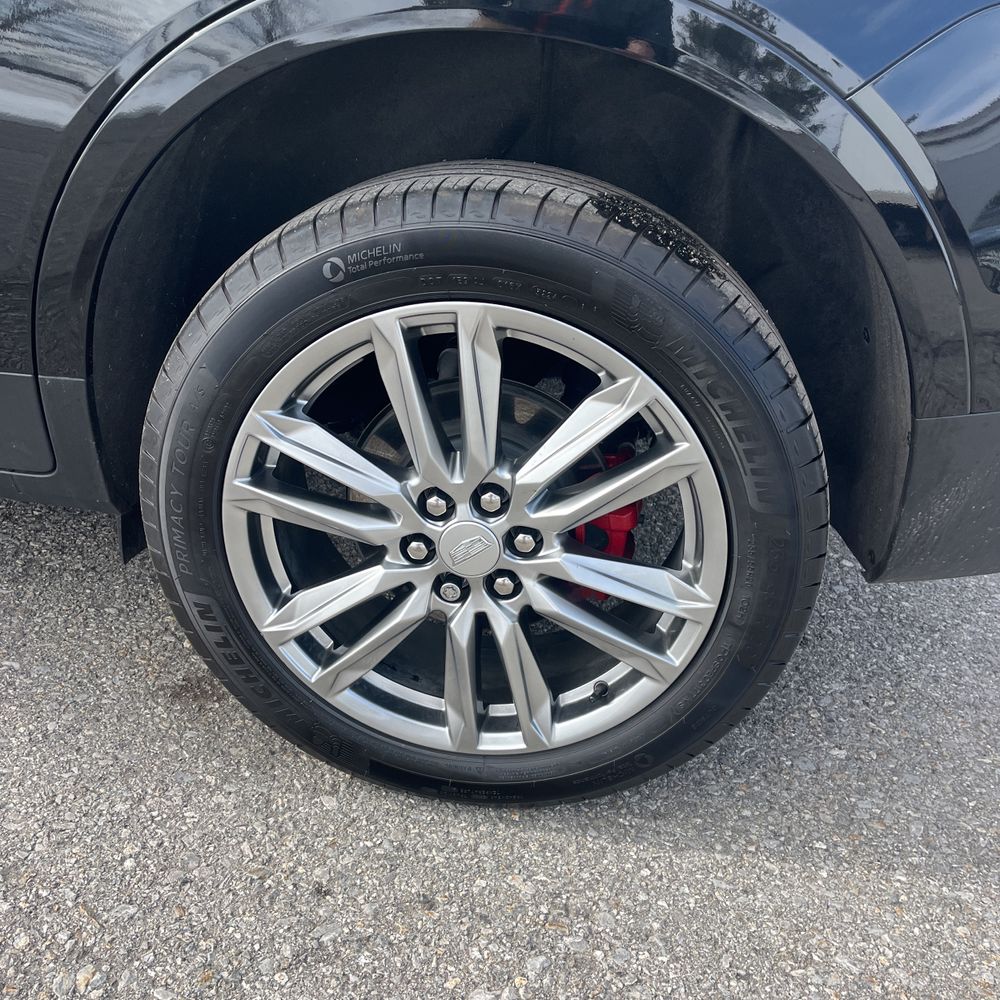 2025 Cadillac XT5 - Image 18