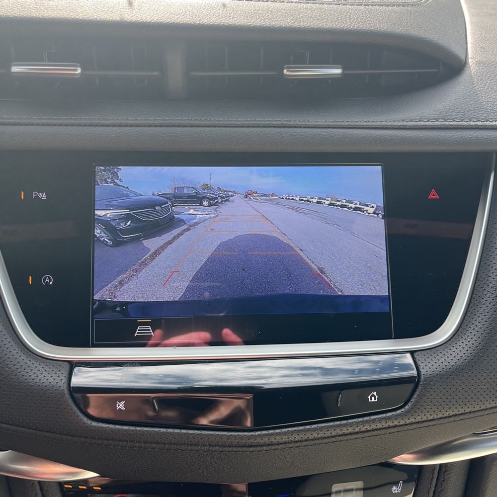 2025 Cadillac XT5 - Image 31