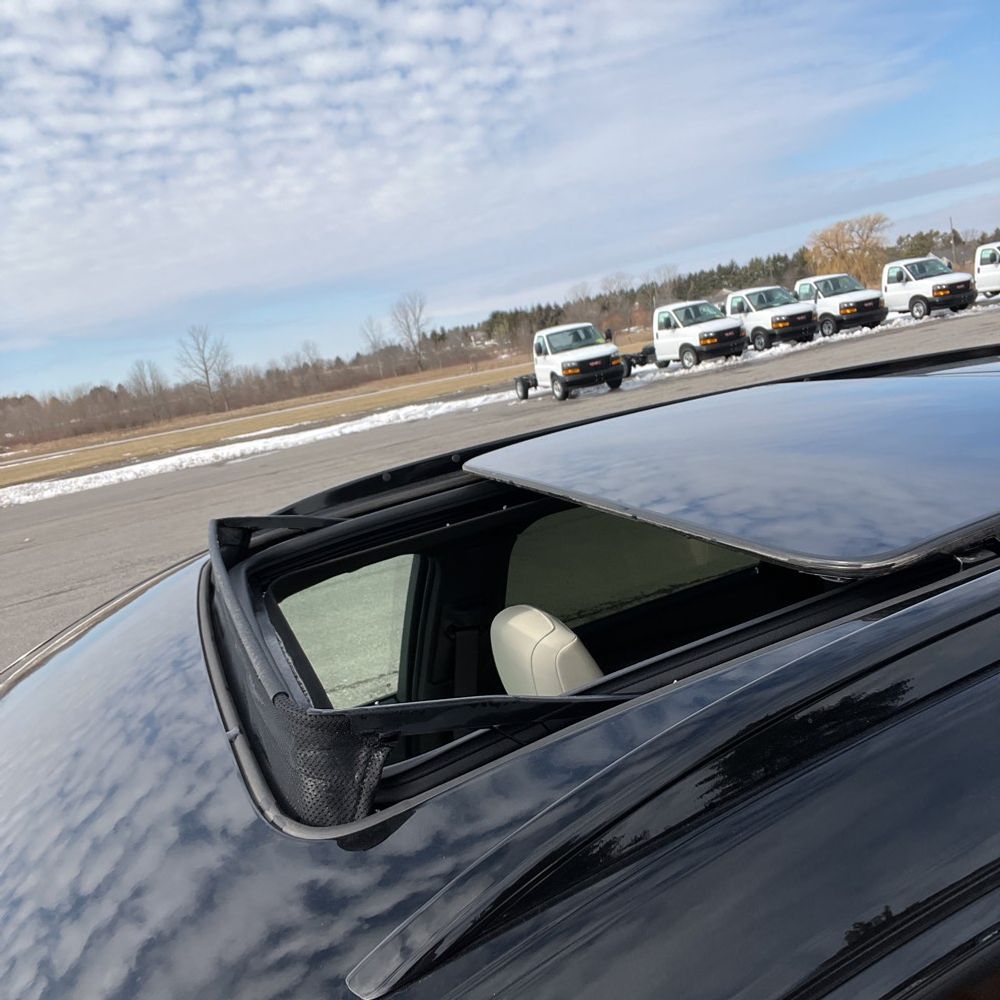 2025 Cadillac XT5 - Image 34