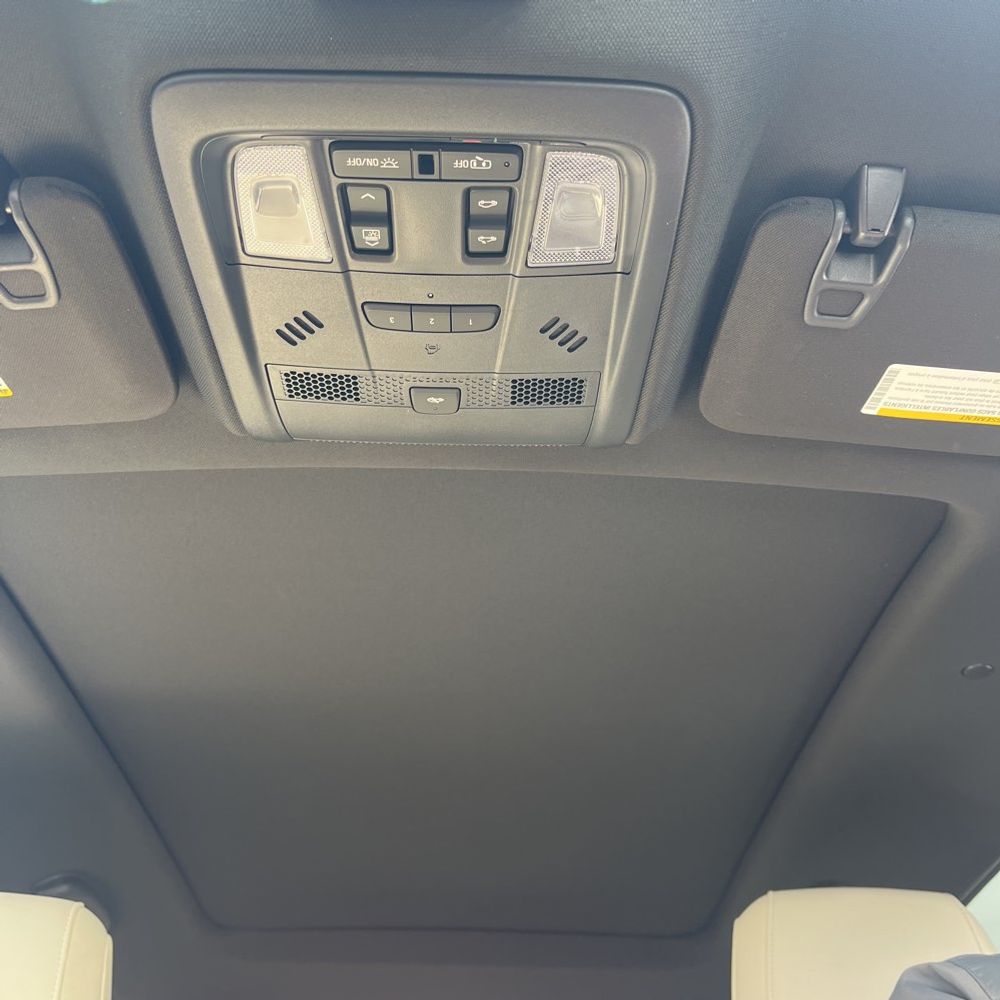 2025 Cadillac XT5 - Image 53