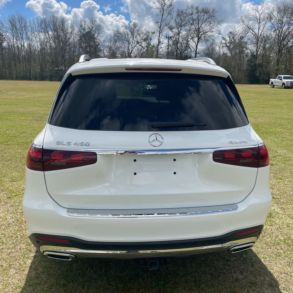 2024 Mercedes-Benz GLS - Image 24
