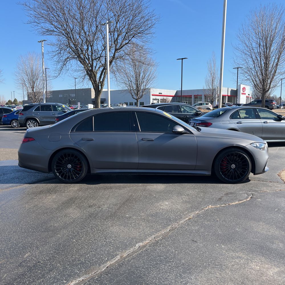 2022 Mercedes-Benz S-Class - Image 32