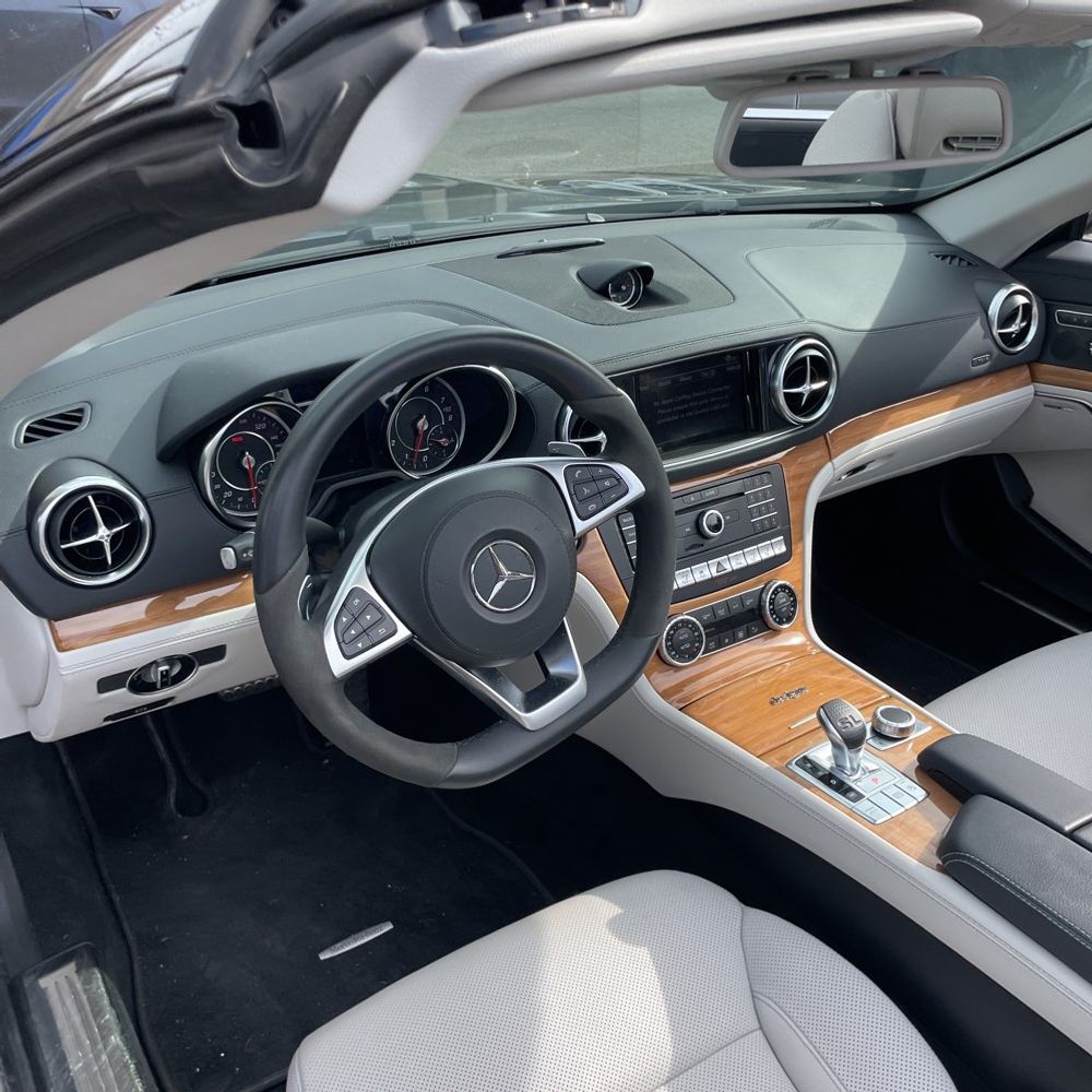2019 MERCEDES-BENZ SL-CLASS SL 550 - Image 17