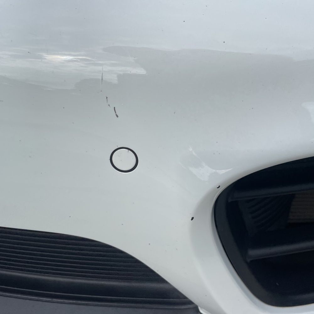 2016 Porsche Cayman - Image 2