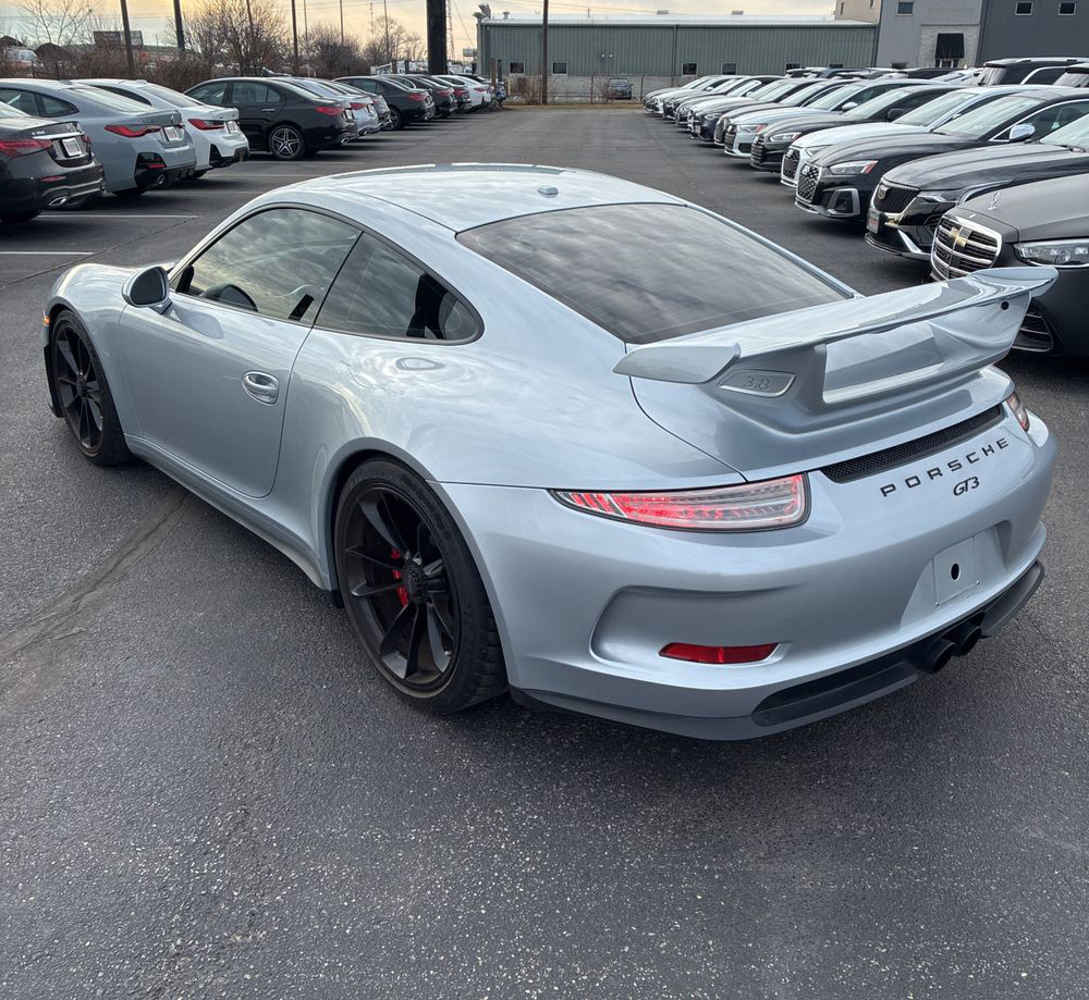 2015 Porsche 911 GT3 - Image 39