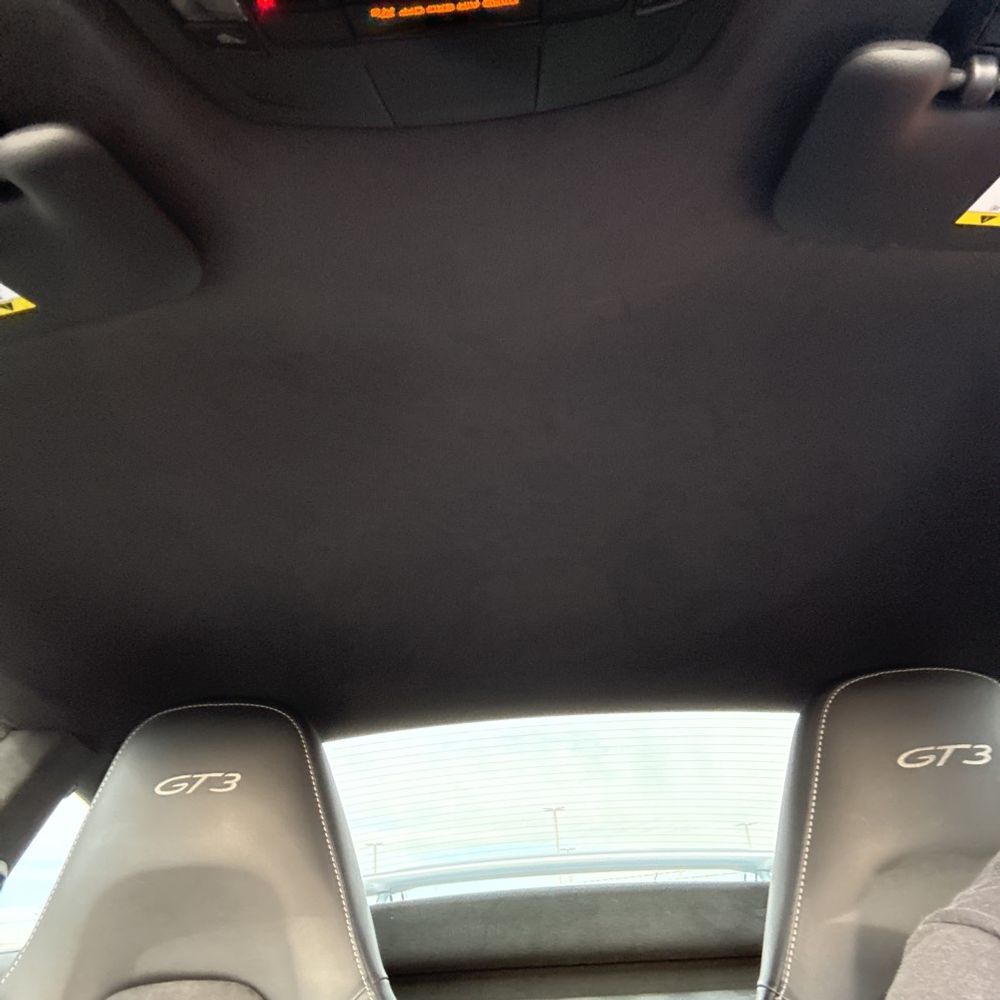 2015 Porsche 911 GT3 - Image 38