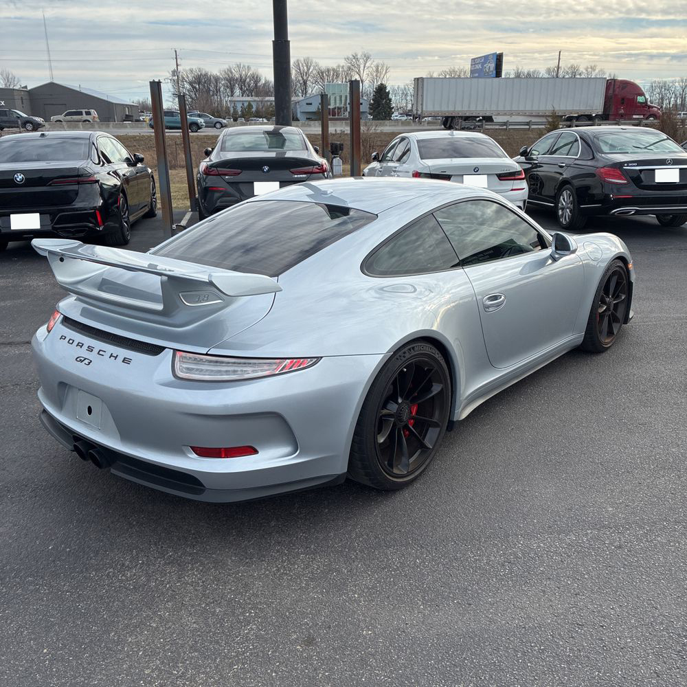 2015 Porsche 911 GT3 - Image 48