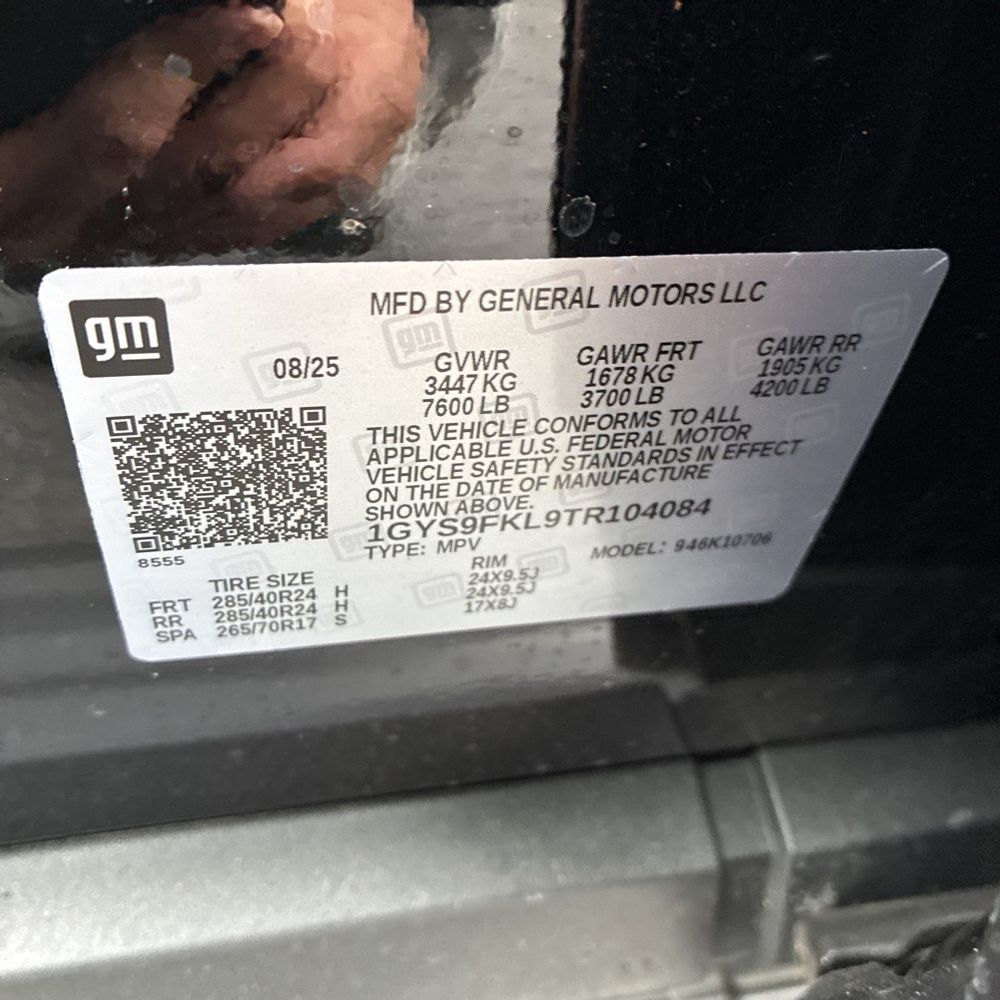 2026 Cadillac Escalade - Image 3