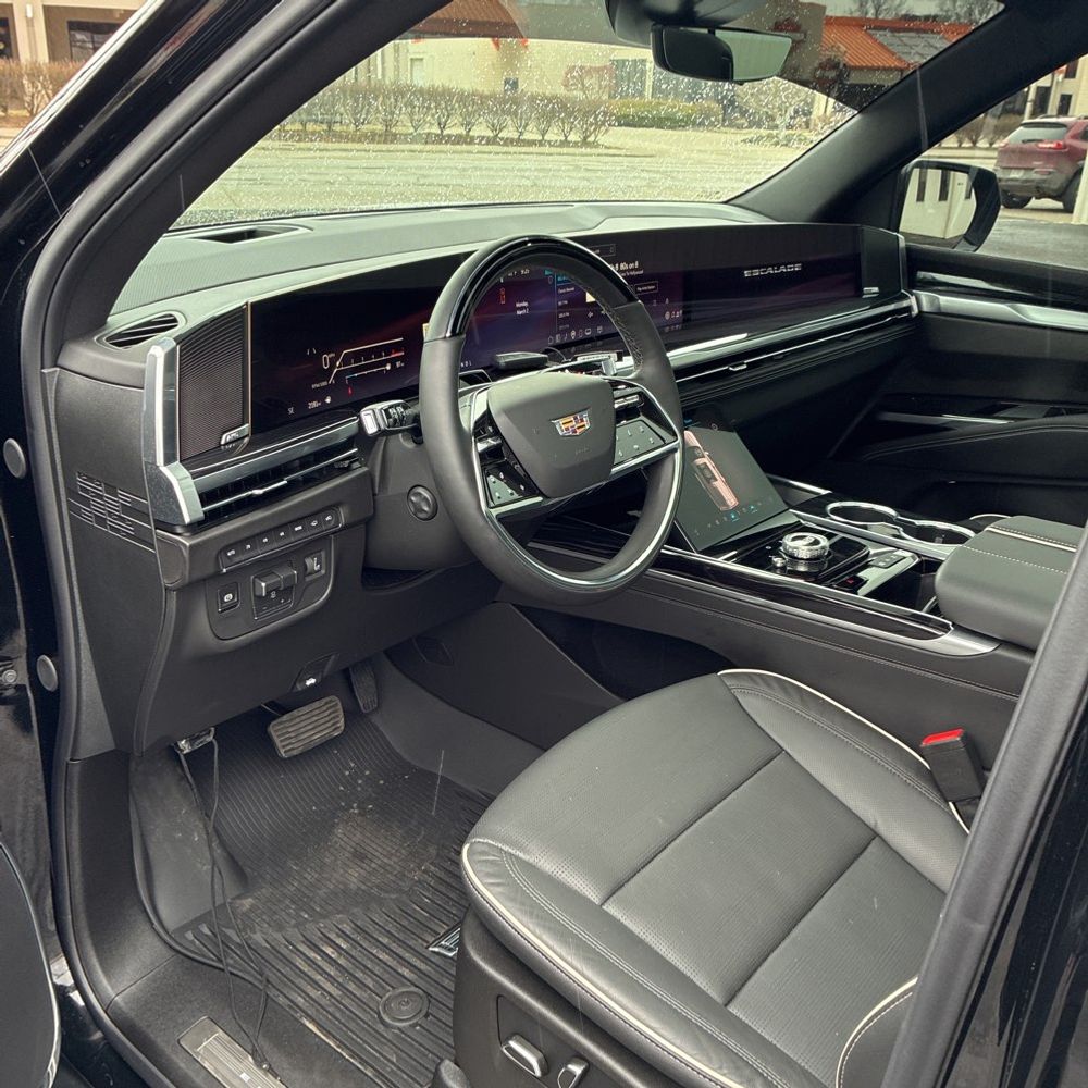 2026 Cadillac Escalade - Image 20