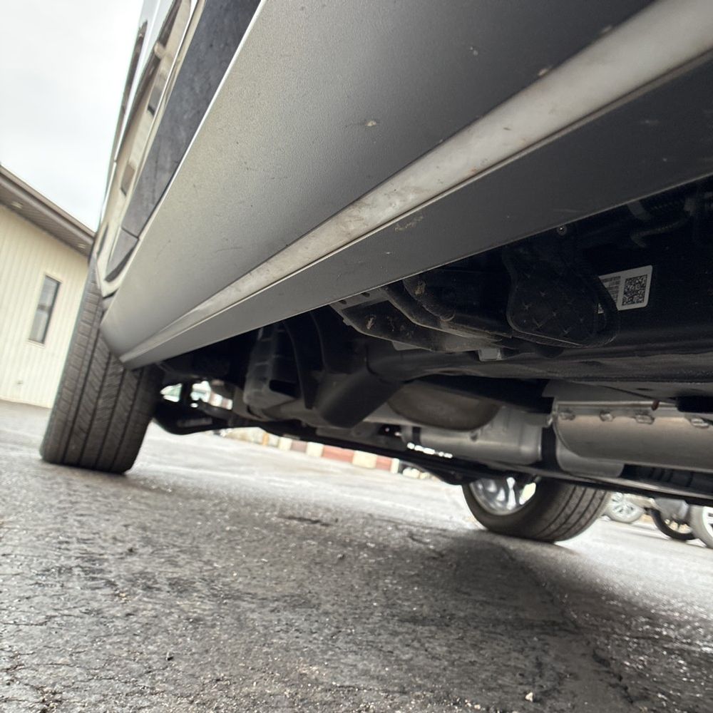 2026 Cadillac Escalade - Image 31