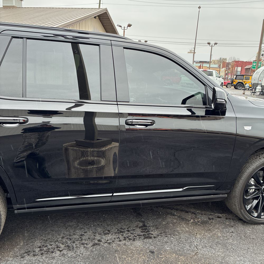 2026 Cadillac Escalade - Image 36