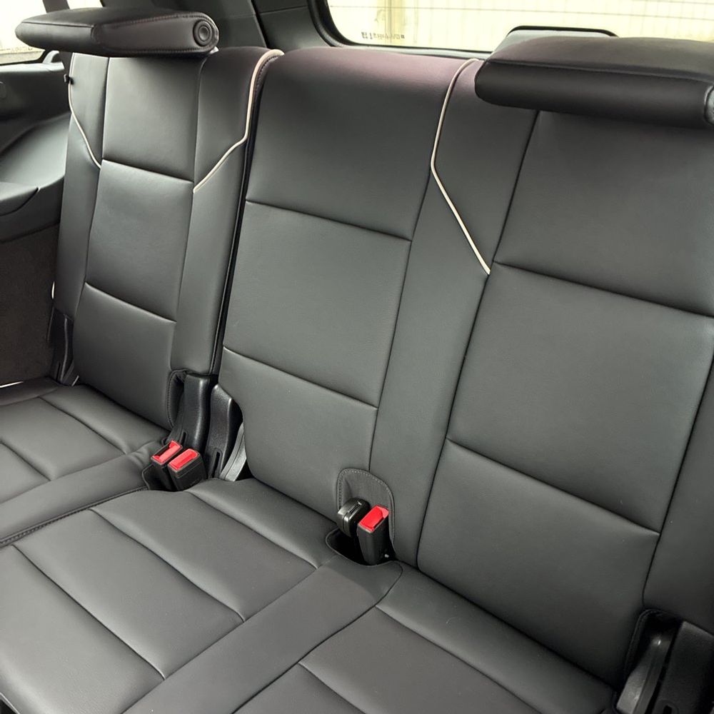 2026 Cadillac Escalade - Image 38