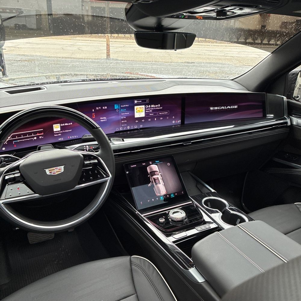 2026 Cadillac Escalade - Image 43