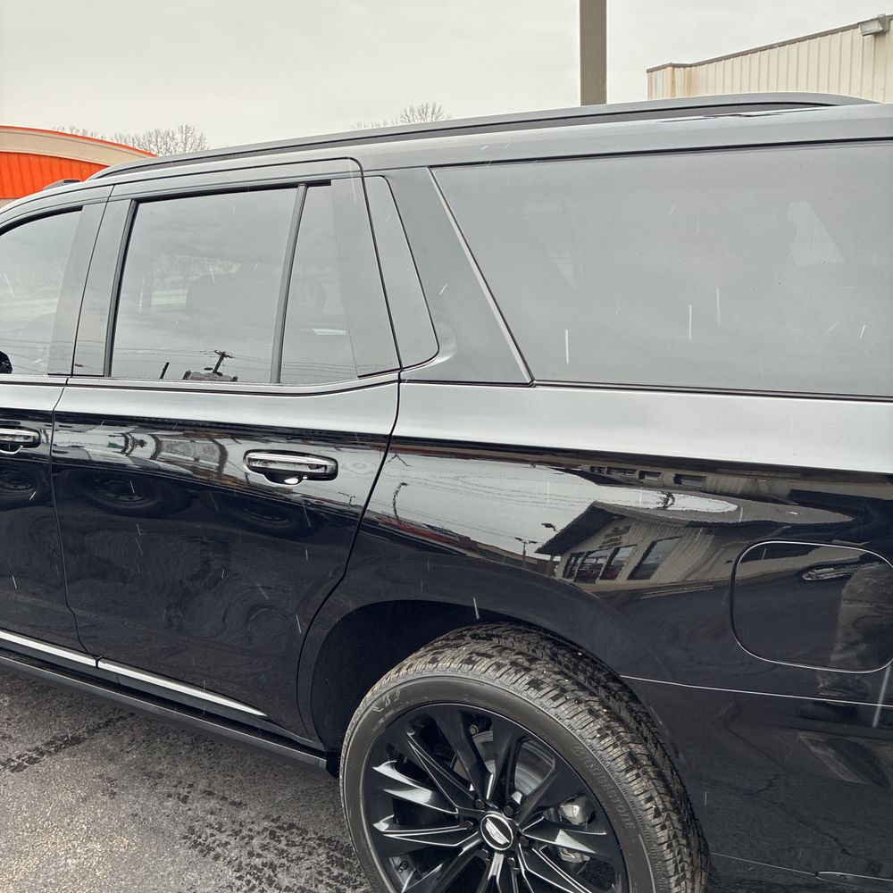 2026 Cadillac Escalade - Image 46