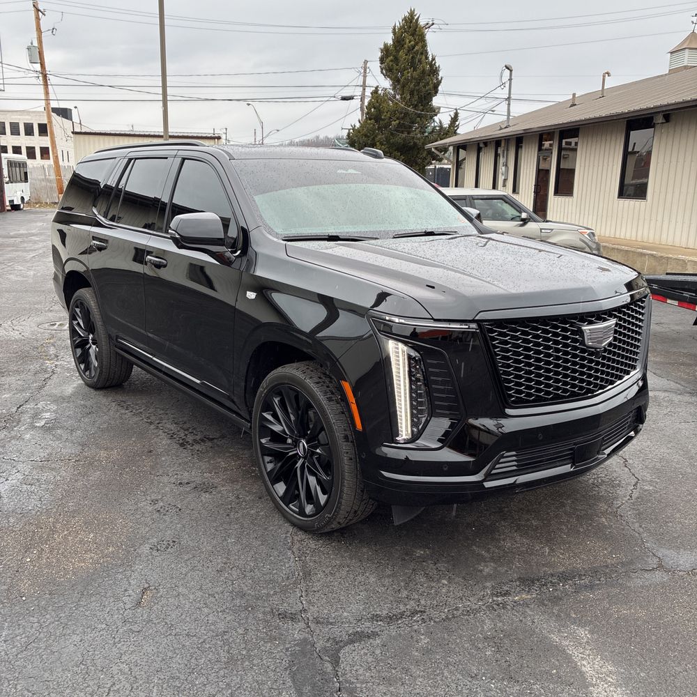 2026 Cadillac Escalade - Image 56