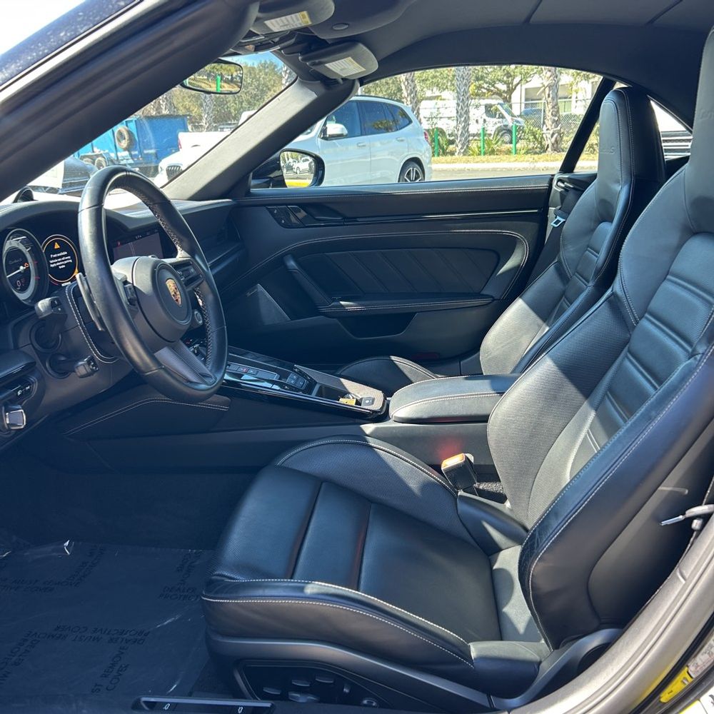 2021 Porsche 911 - Image 3