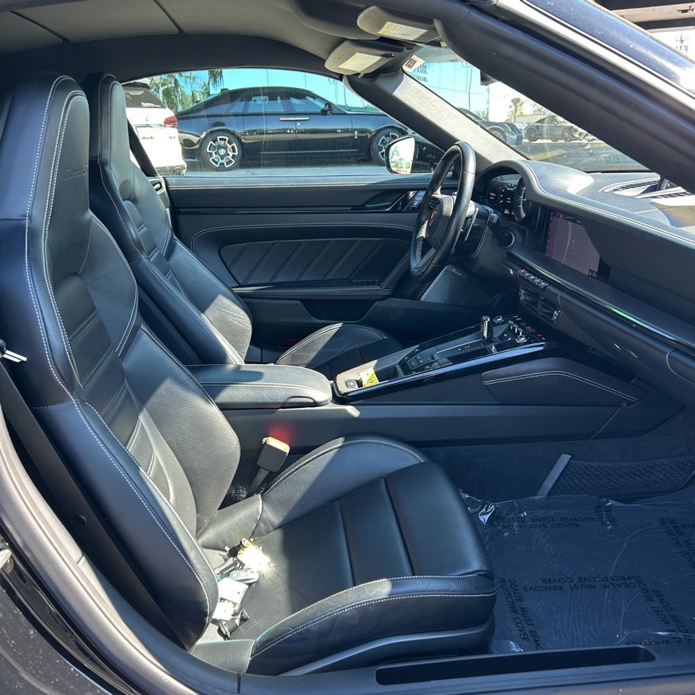 2021 Porsche 911 - Image 26