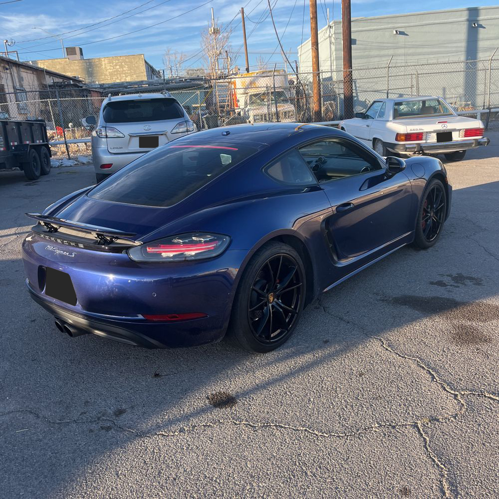 2022 Porsche 718 Cayman - Image 31