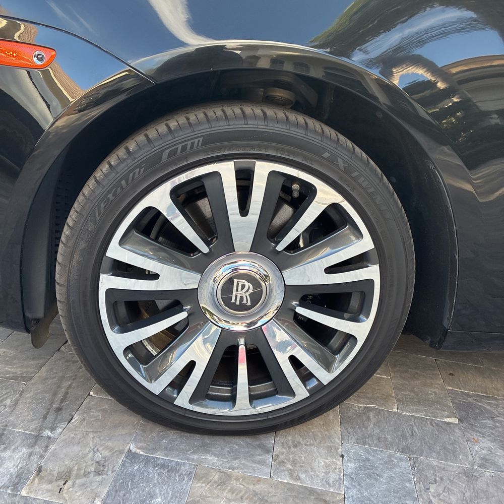2019 Rolls-Royce Ghost - Image 4
