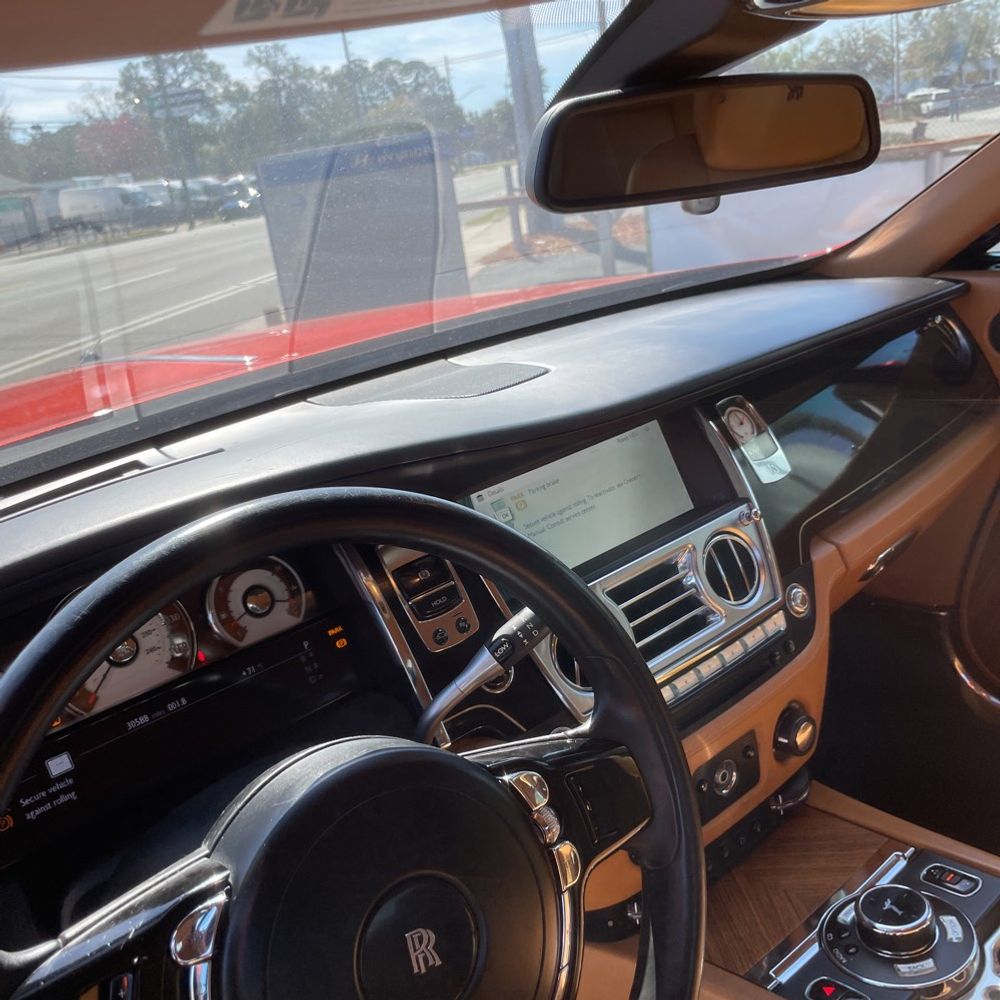 2014 Rolls-Royce Wraith - Image 3
