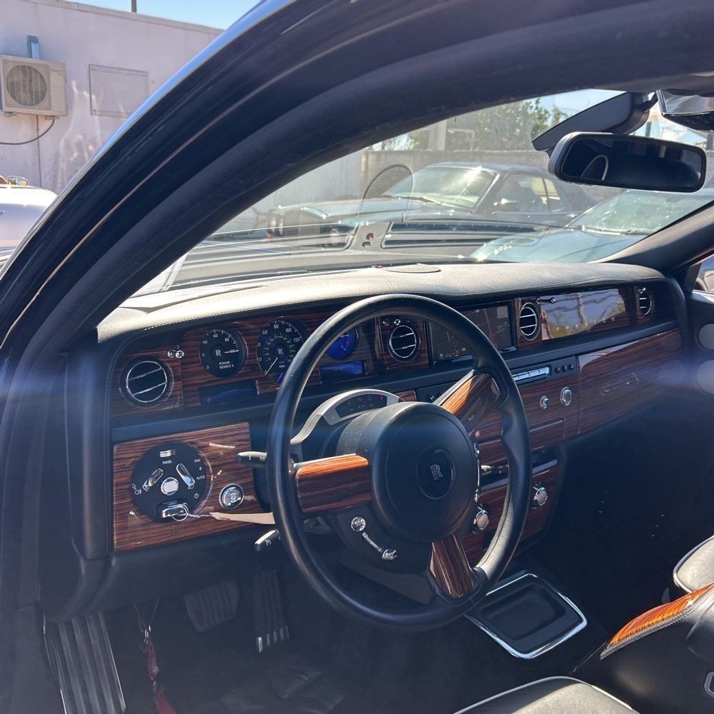 2014 Rolls-Royce Phantom - Image 5
