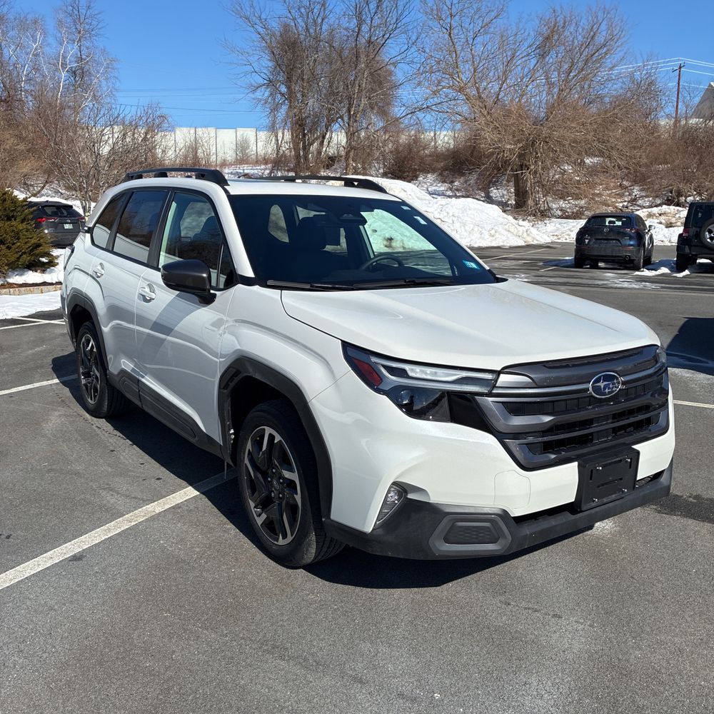 2025 Subaru Forester - Image 2