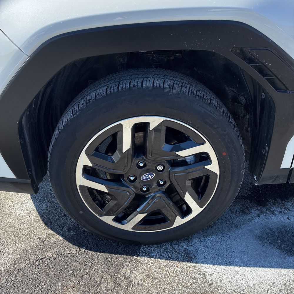 2025 Subaru Forester - Image 14
