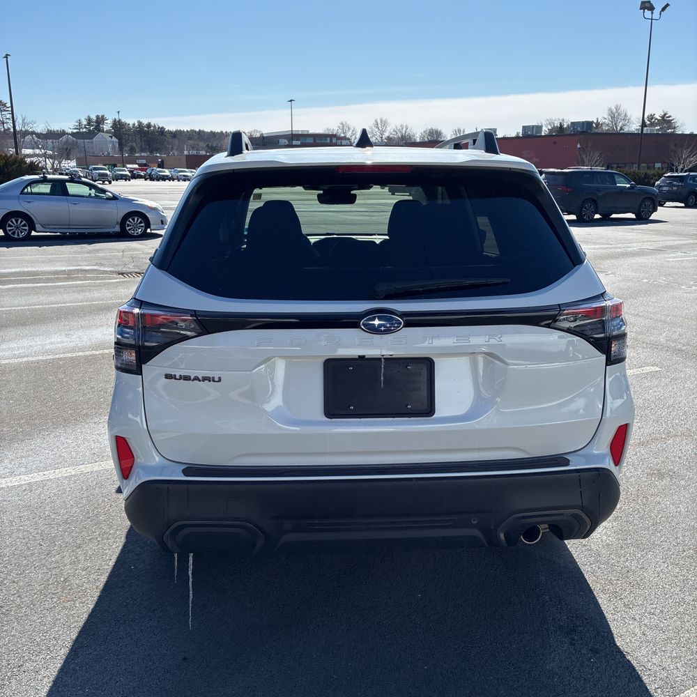 2025 Subaru Forester - Image 26