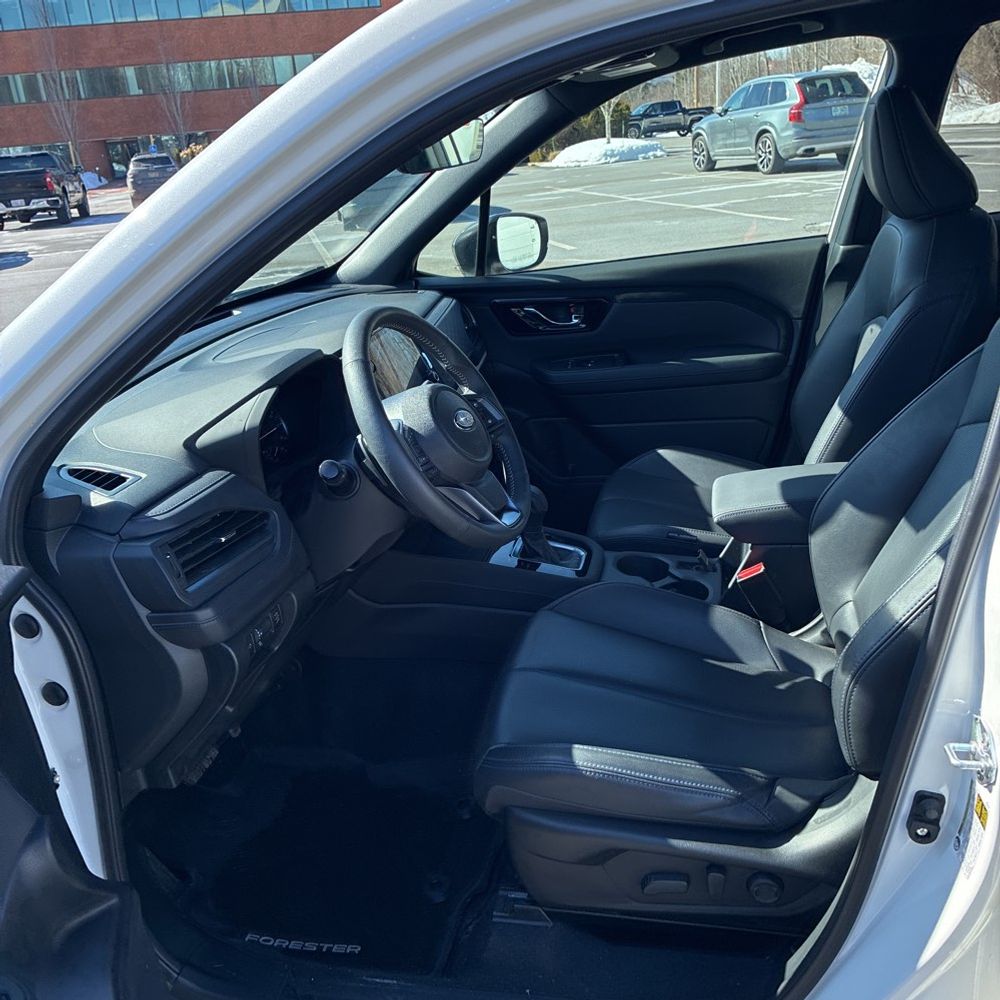 2025 Subaru Forester - Image 48