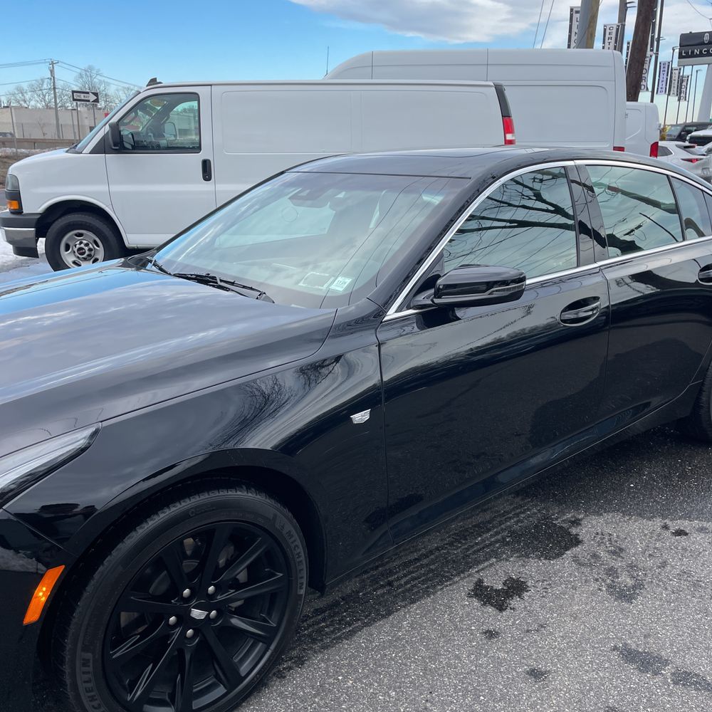 2024 Cadillac CT5 - Image 10