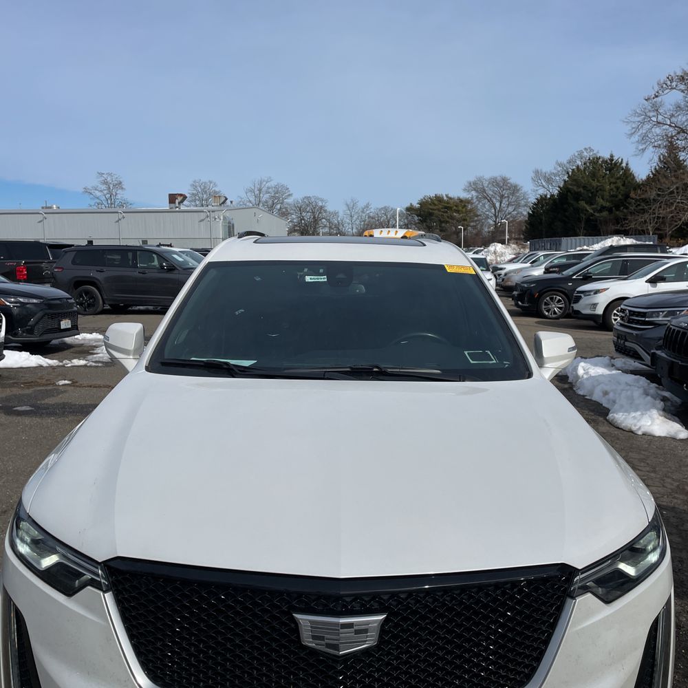2023 Cadillac XT6 - Image 6
