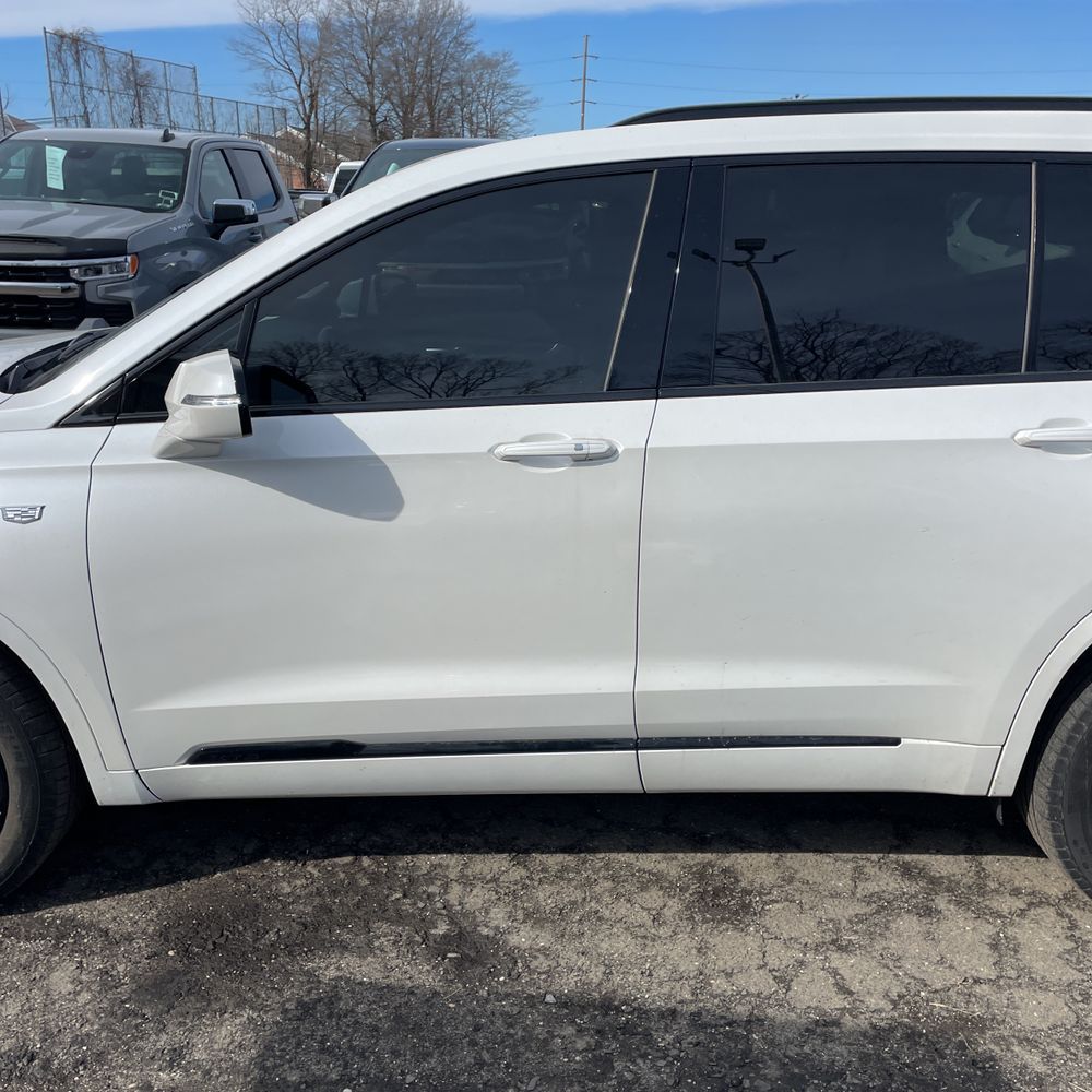 2023 Cadillac XT6 - Image 7