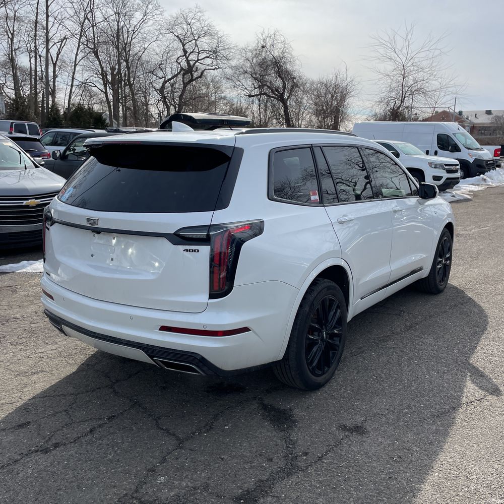 2023 Cadillac XT6 - Image 26