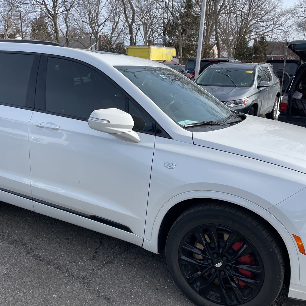 2023 Cadillac XT6 - Image 27