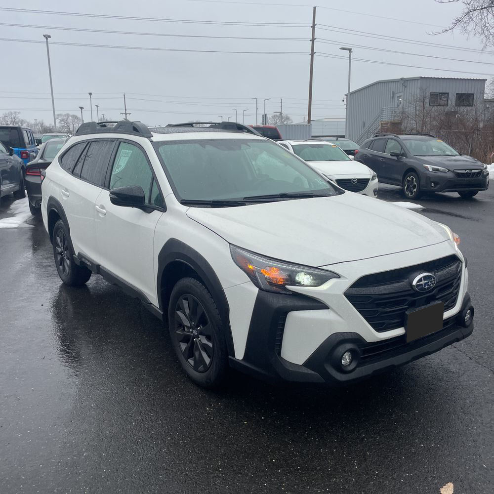 2025 Subaru Outback - Image 10