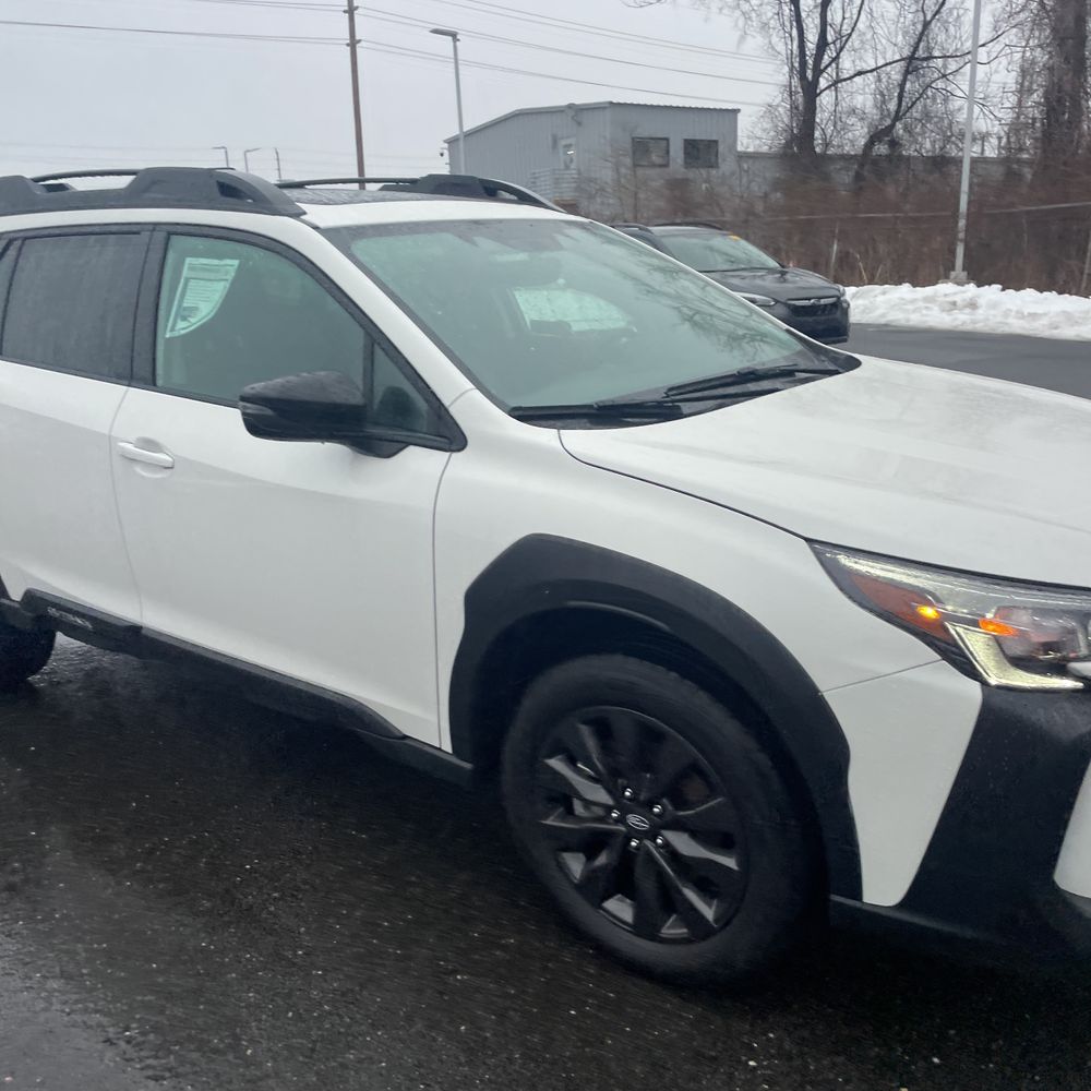 2025 Subaru Outback - Image 17