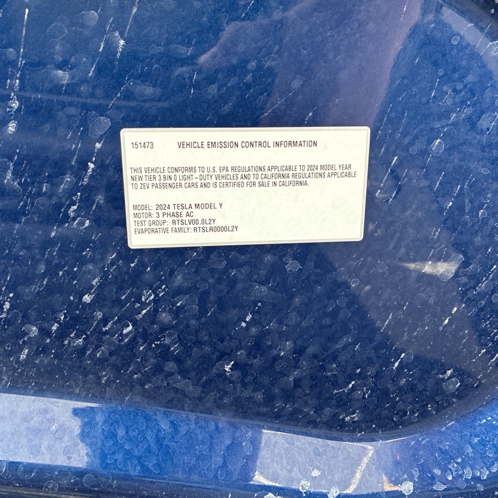 2024 Tesla Model Y Long Range - Image 3