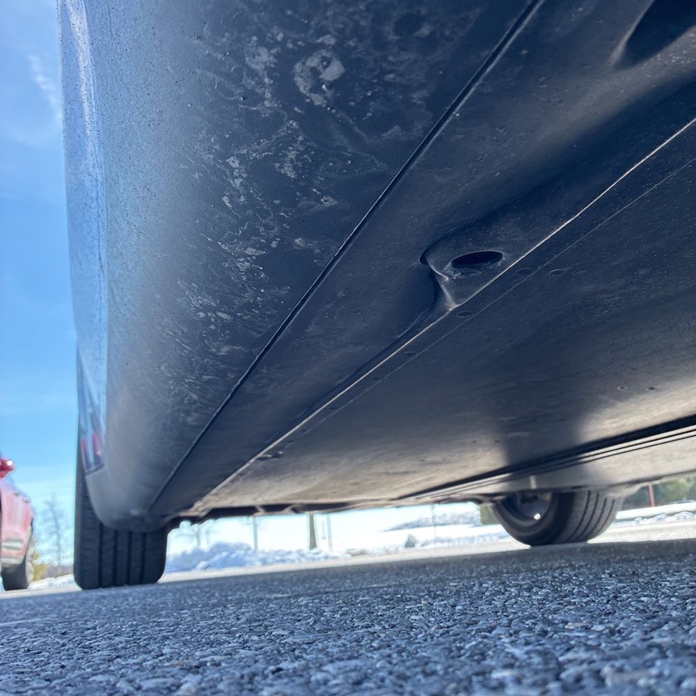2024 Tesla Model Y Long Range - Image 37