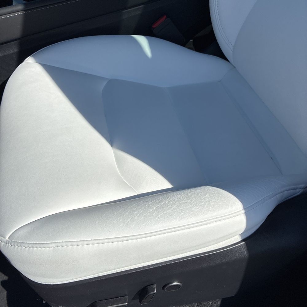 2024 Tesla Model Y Long Range - Image 47