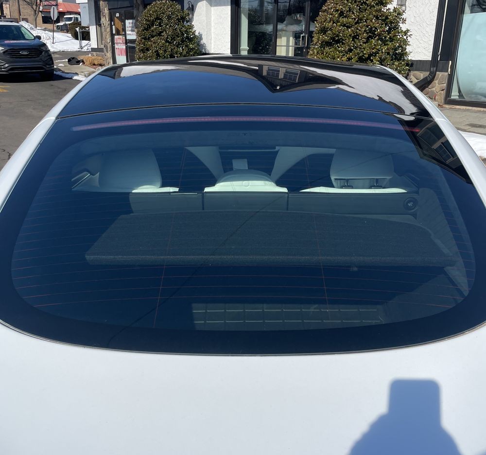 2023 Tesla Model S Plaid - Image 5
