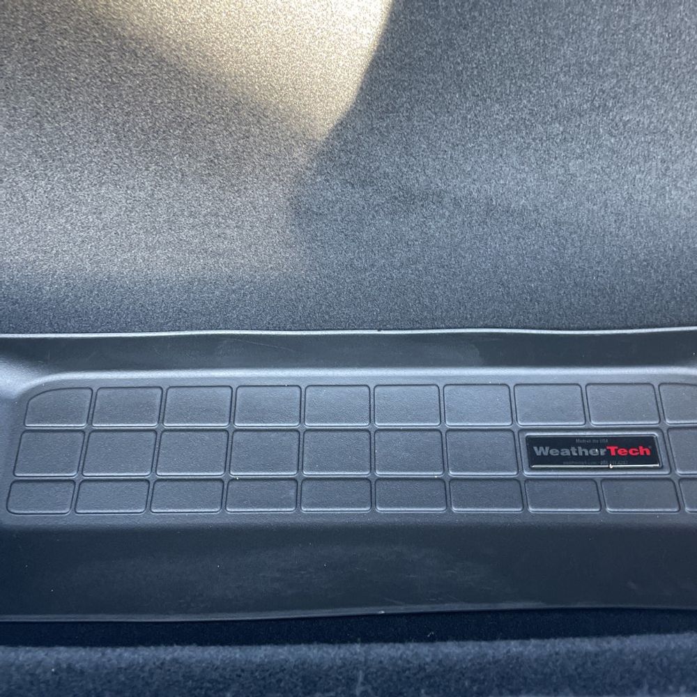 2023 Tesla Model S Plaid - Image 13