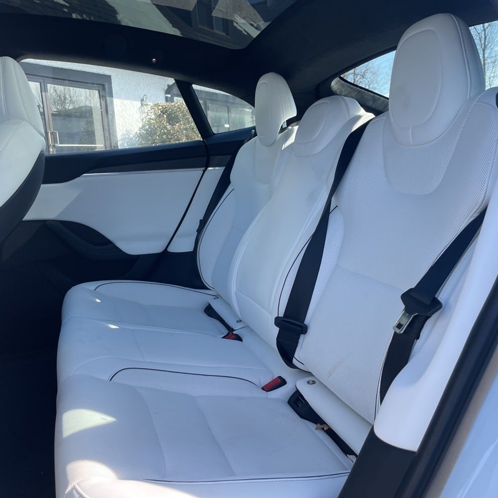 2023 Tesla Model S Plaid - Image 36