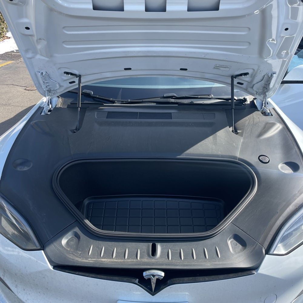2023 Tesla Model S Plaid - Image 44