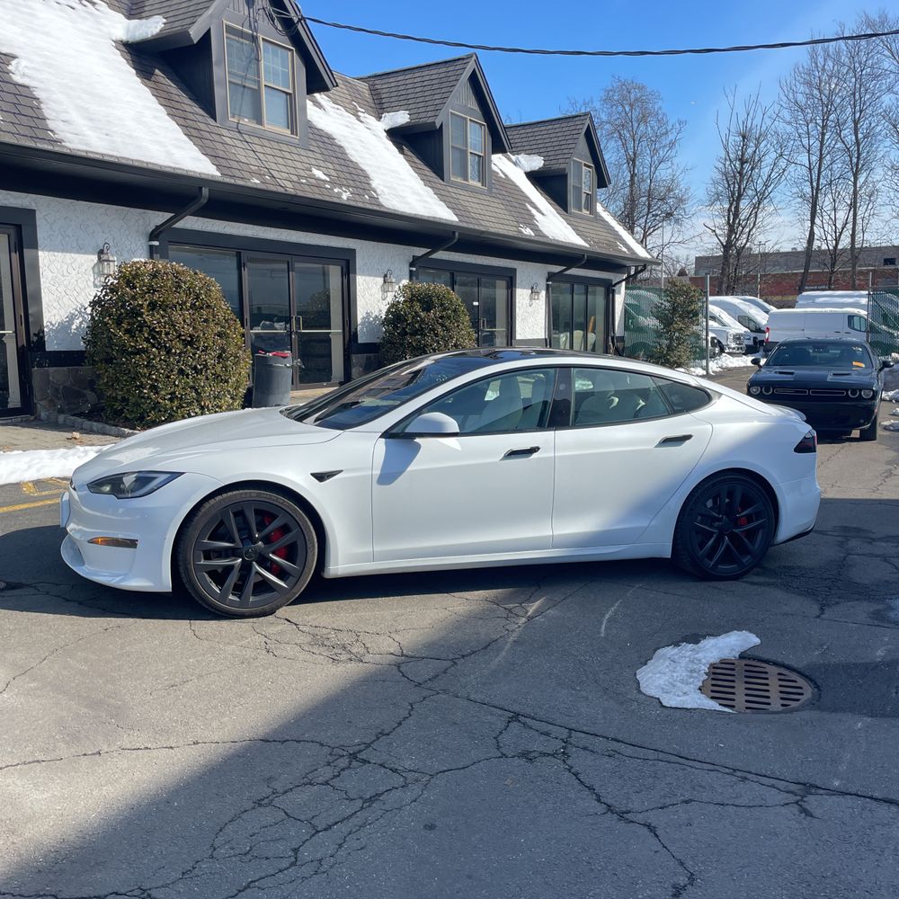 2023 Tesla Model S Plaid - Image 45