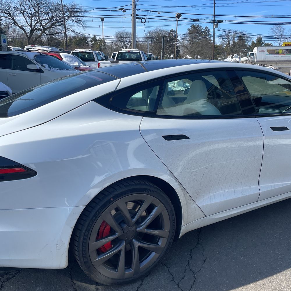 2023 Tesla Model S Plaid - Image 46