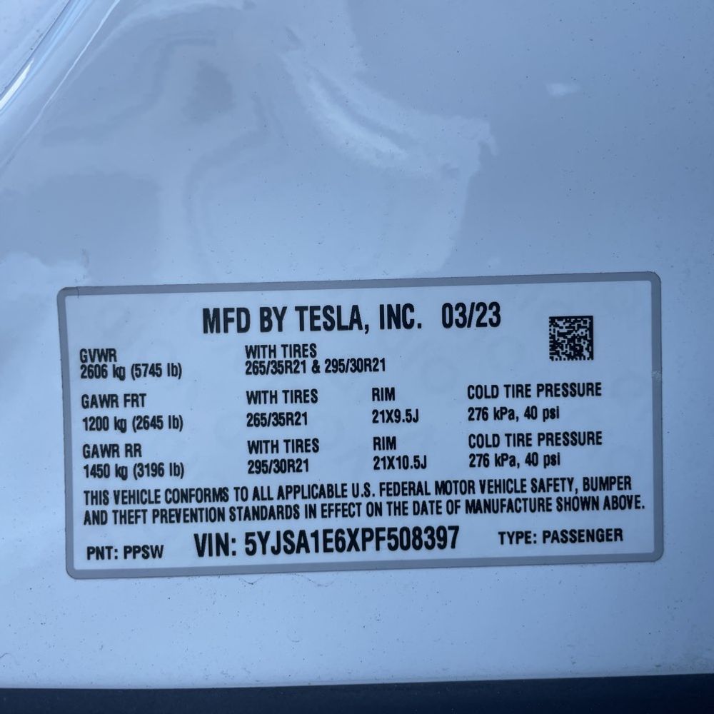 2023 Tesla Model S Plaid - Image 52