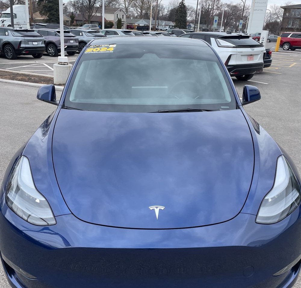 2024 Tesla Model Y Performance - Image 9