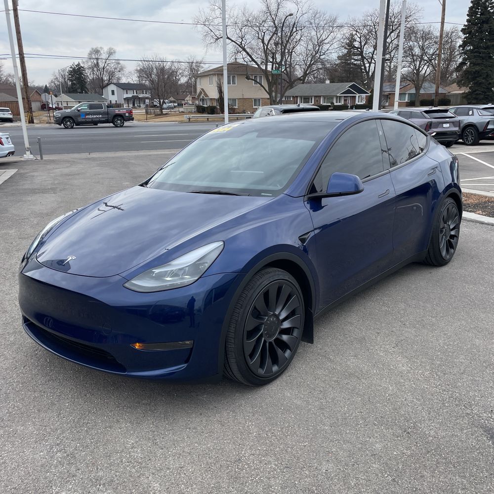 2024 Tesla Model Y Performance